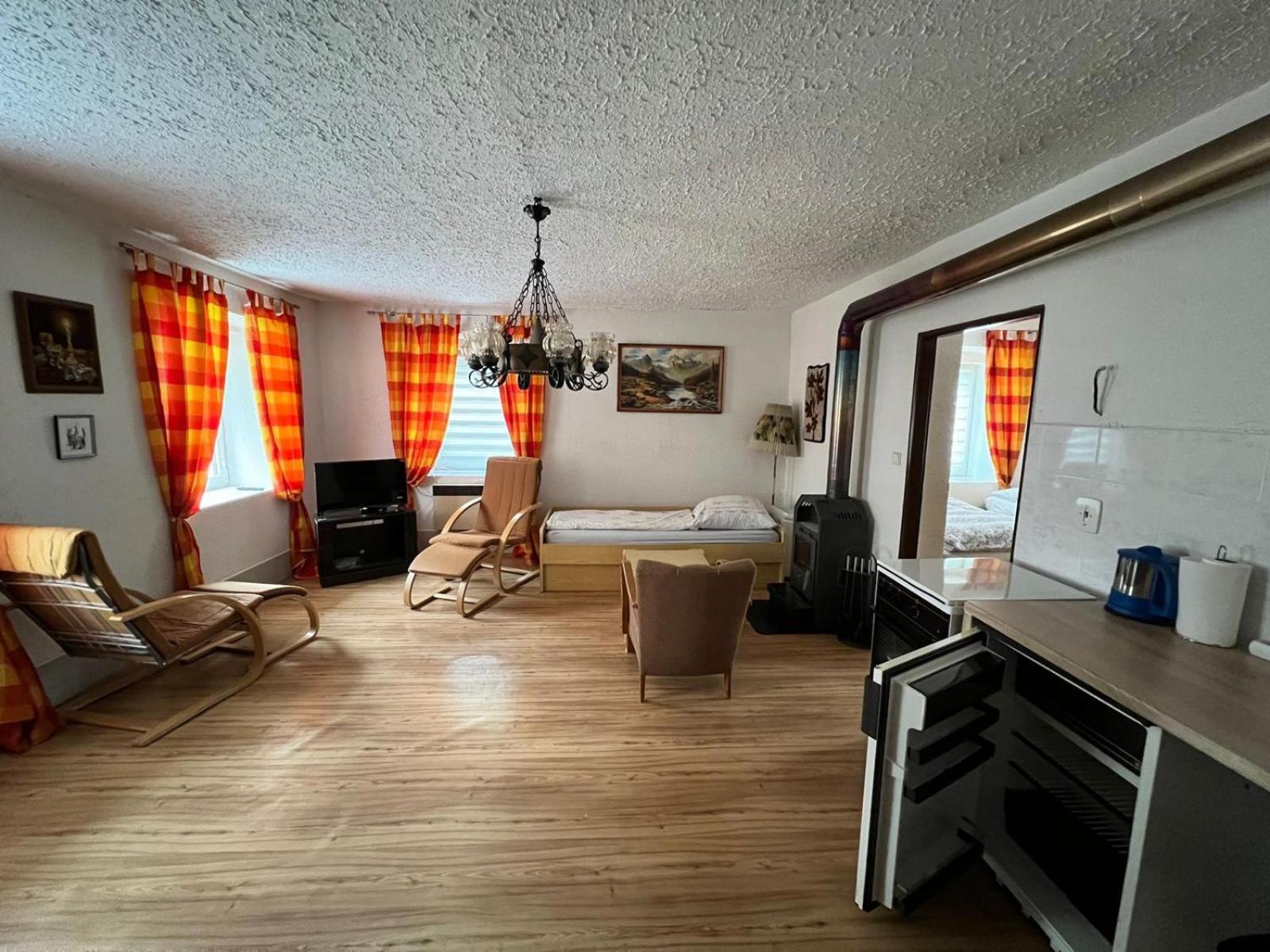 Apartmany Merkel Broumov Exteriör bild